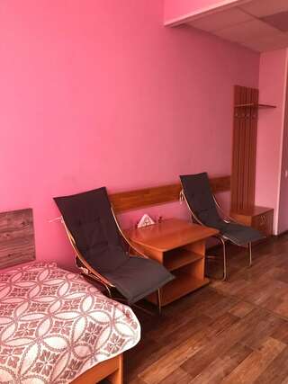 Гостиница Атлантик Барнаул Номер эконом с 2 односпальными кроватями-6