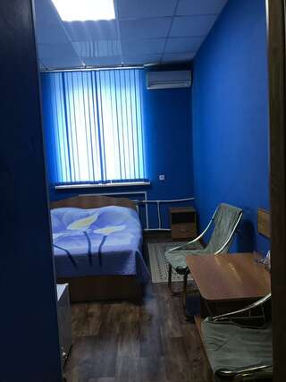 Гостиница Атлантик Барнаул Номер эконом с 1 двуспальной кроватью-6