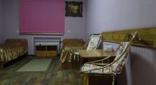 Гостиница Atlantik Барнаул Двухместный номер с 2 отдельными кроватями и душем-1