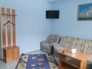 Гостиница Атлантик Барнаул Номер стандарт с 1 двуспальной кроватью-3